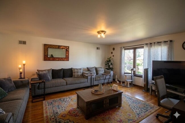 Photo - 730 Humboldt St Townhome