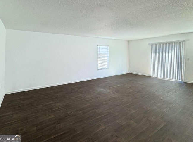 Building Photo - 101 Landing Blvd