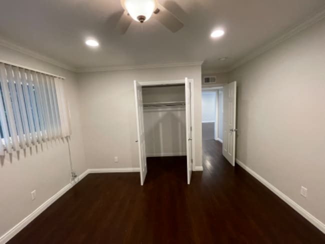 Foto del edificio - 5124 W El Segundo Blvd