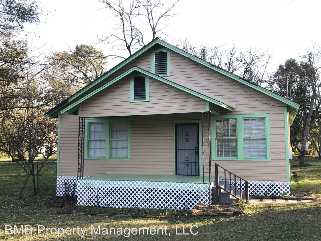 Foto principal - 2 br, 1 bath House - 2312 E Second St