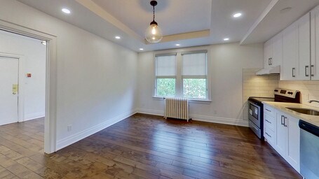 Cuisine - 135 Earl Pl