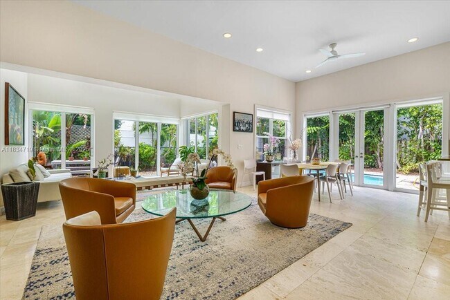 Foto del edificio - 435 Ridgewood Rd