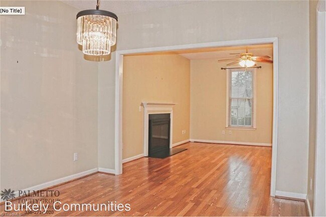 Building Photo - 3 br, 2.5 bath House - 3125 Southhampton Dr.