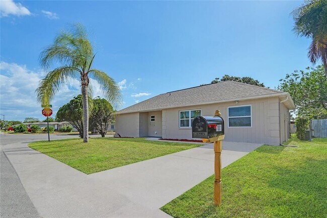 Foto del edificio - 7001 Heath Dr