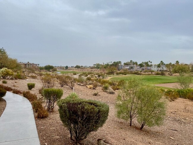 Foto del edificio - Executive Summerlin Suite