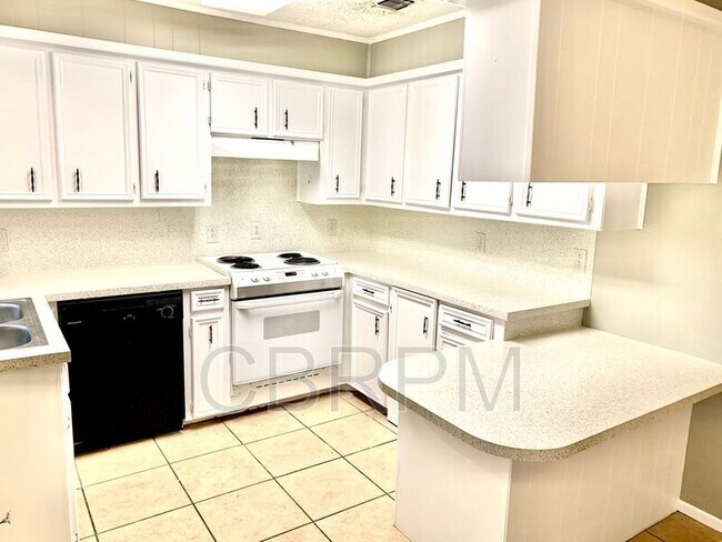 Foto del edificio - 6606 Quitman Ave