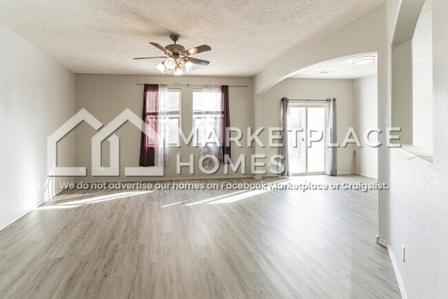 Foto del edificio - 620 Creekside Ave SW