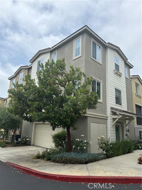 Foto del edificio - 2709 Daybreak Ln