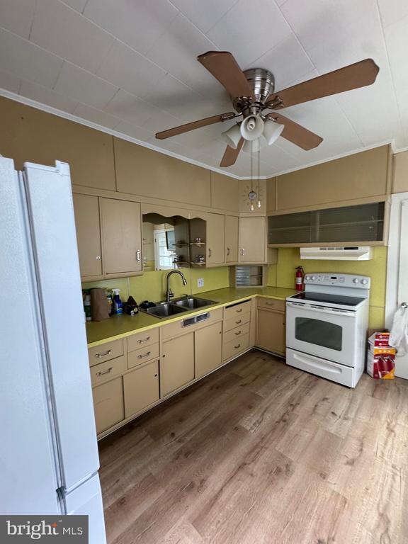 Foto principal - 328 Miller St