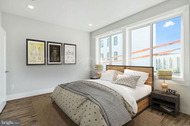 Foto del edificio - 1904 E York St