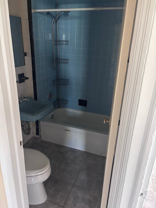 baño - 140 North Ave