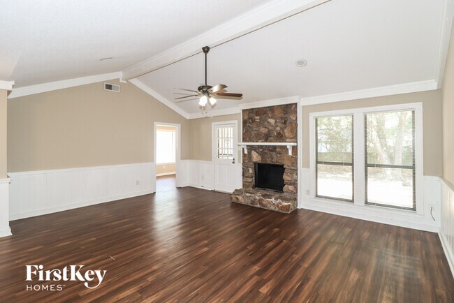 Building Photo - 8159 Valley Ridge Trail