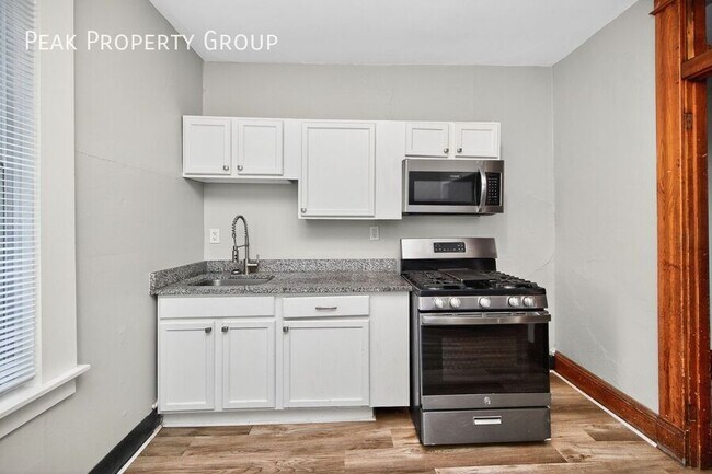 Photo - 2339 Rohs St Apartment