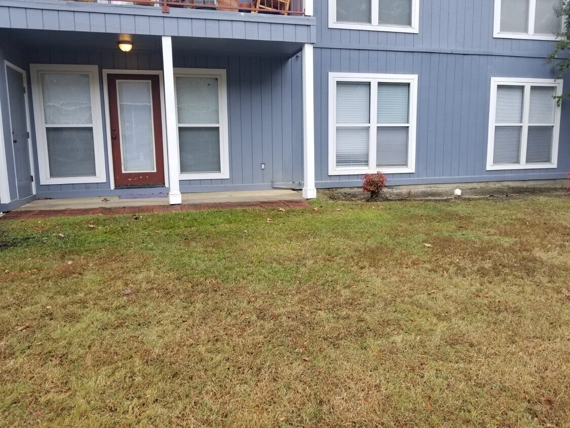 1824 Sardonyx Rd Unit 1, Fayetteville, NC 28303 Apartments in Fayetteville, NC