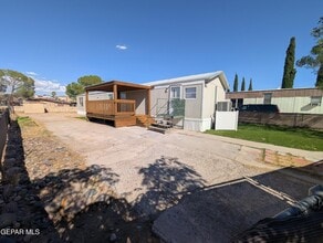 Building Photo - 1052 Macadamia Cir