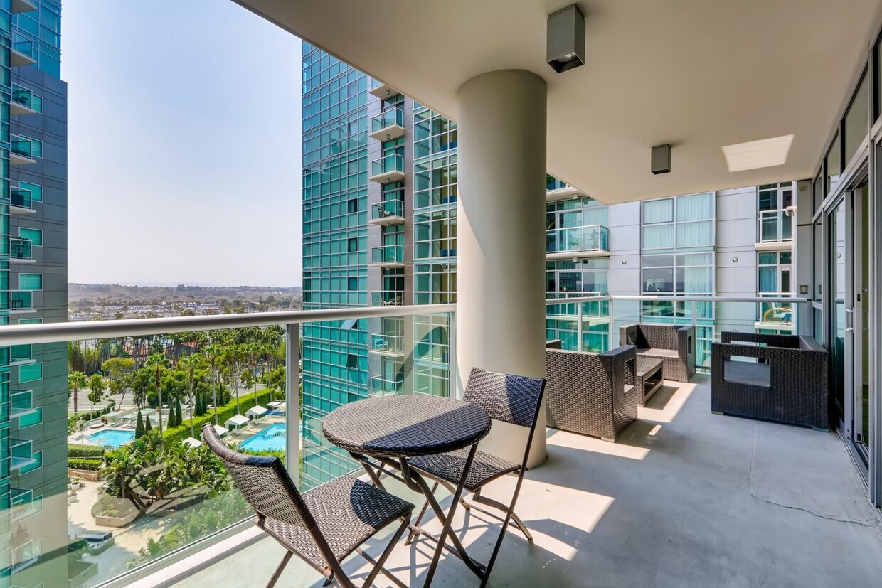 13700 Marina Pointe Dr, Marina Del Rey, CA 90292 Condo for Rent in