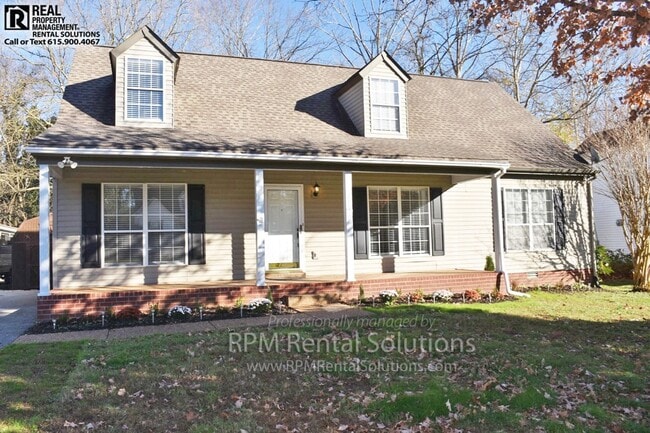 Amazing 4BR/3BA+BONUS Thompsons Station Cape Cod home, Williamson County schools! - Amazing 4BR/3BA+BONUS Thompsons Station Cape Cod home, Williamson County schools!
