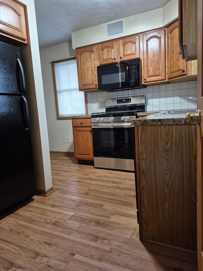 Foto del edificio - 1600 Tanner Ave SW