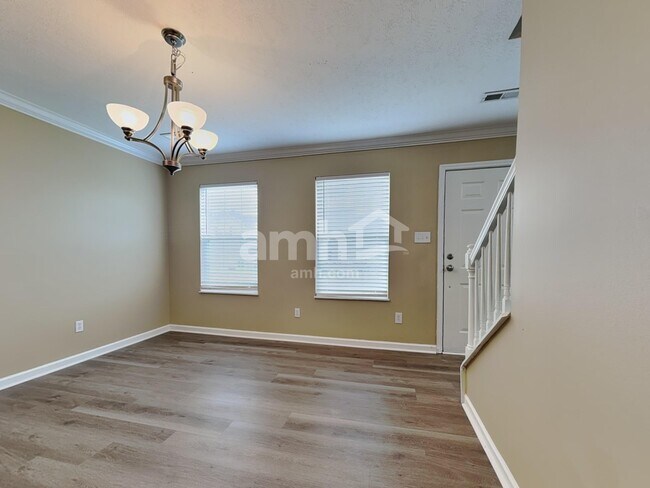 Foto del edificio - 2233 Cartmill Dr