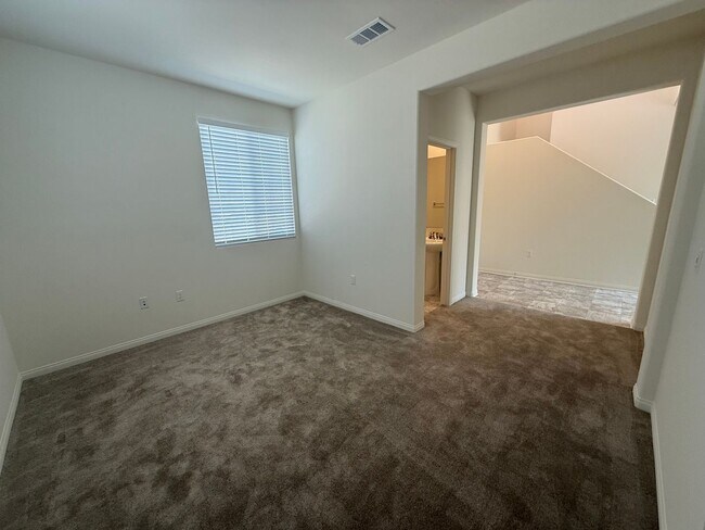 Foto del edificio - Victorville- New Richmond Home, 3 bedrooms...