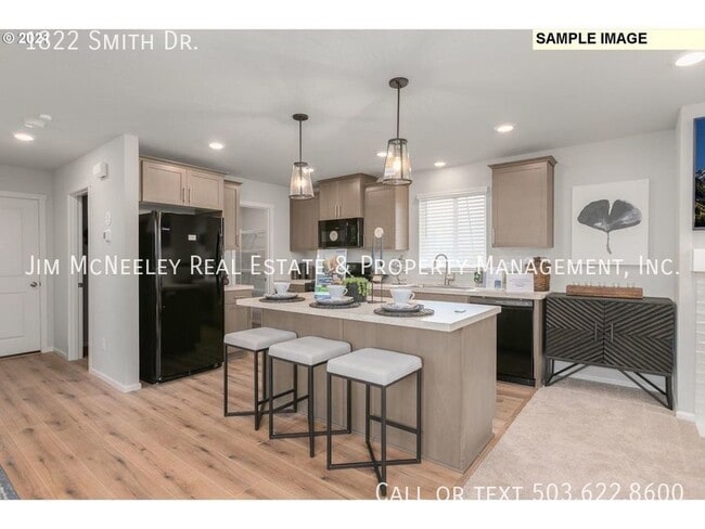 Building Photo - Goregous, 3 Bed + loft, 2.5 Bath  in Highl...