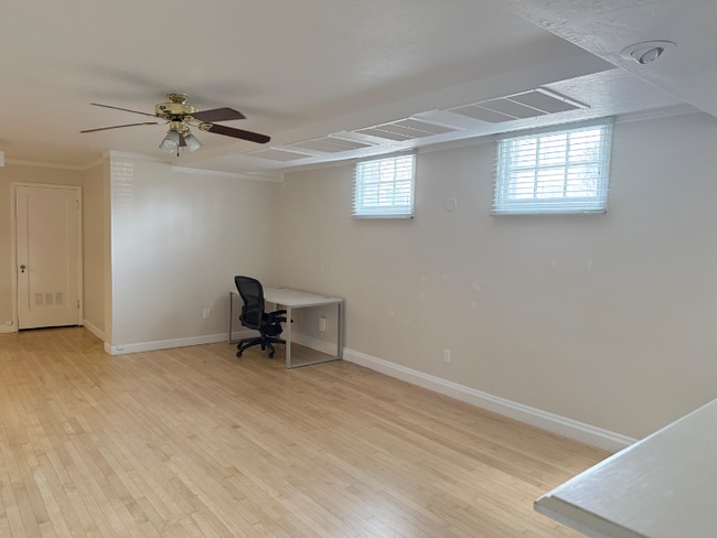 Building Photo - 960 S 1300 E