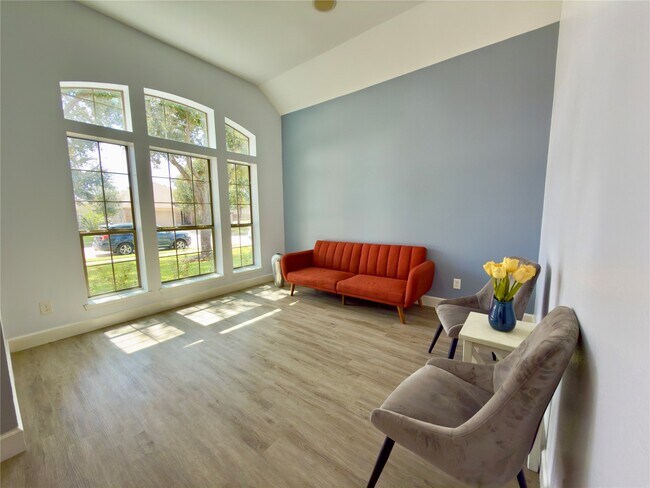 Building Photo - 5407 Stoneridge Ct