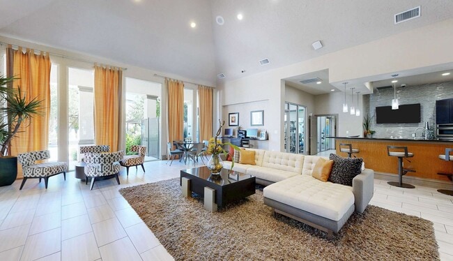 Building Photo - Lakeline Villas