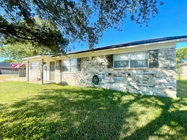 Foto del edificio - 442 Fernwood Dr