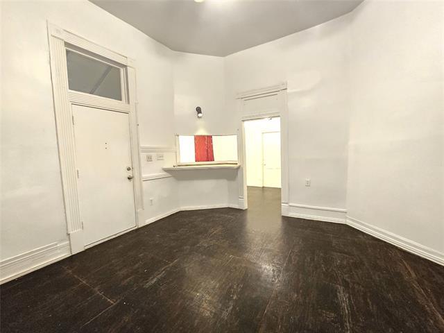 Foto del edificio - 1100 E 8th St