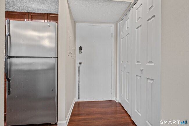 Building Photo - 1690 Dixwell Ave