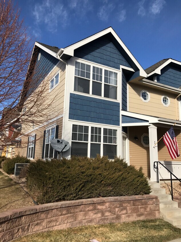 3329 Apple Blossom Ln, Greeley, CO 80634 Townhome Rentals in Greeley