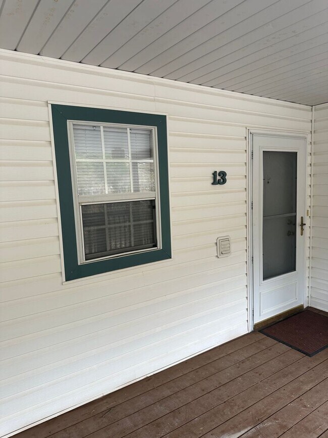Foto del edificio - Check out all of our properties at ozarksp...