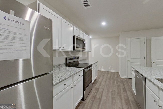 Building Photo - 324 Ironwood Ct