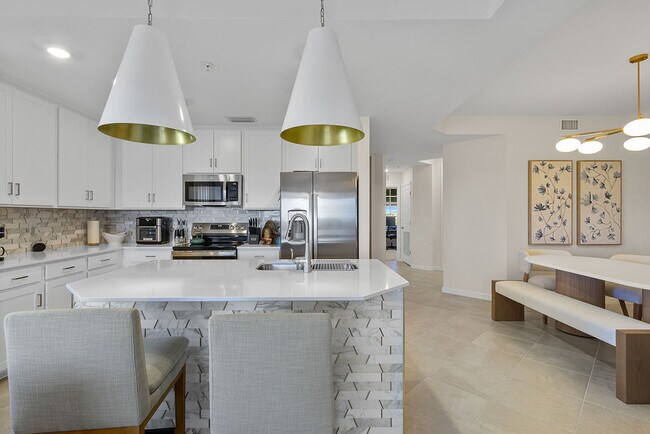 Foto del edificio - 5583 Double Eagle Cir