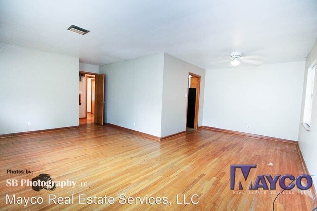 Building Photo - 3 br, 1 bath House - 2207 Clinton St.