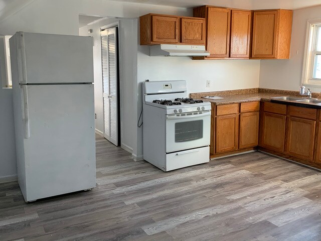Foto del edificio - 1646 W Cermak Rd