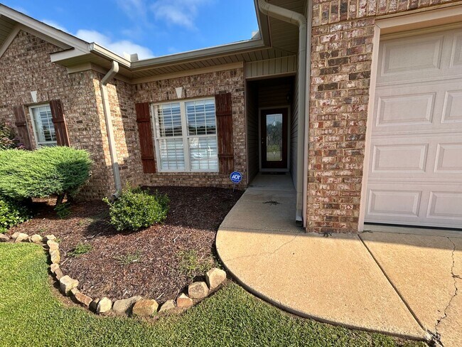 Foto del edificio - 5204 Easton Ln