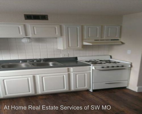 Foto principal - 819 S Jefferson Ave