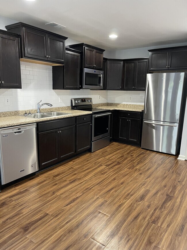 Building Photo - 6224 Townley Way