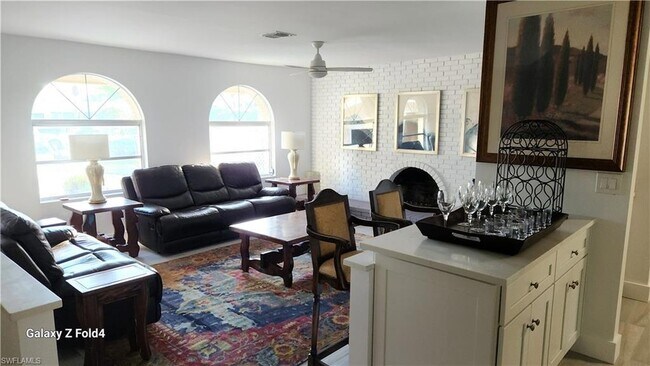 Foto del edificio - 1455 Pelican Ave