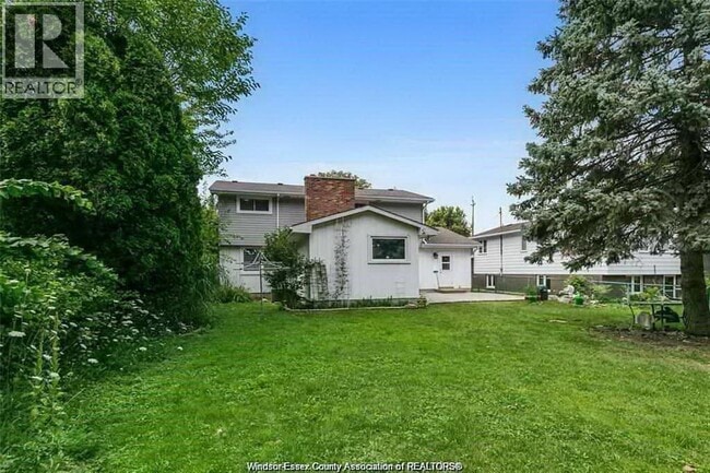Building Photo - 6711 Riverside Dr E