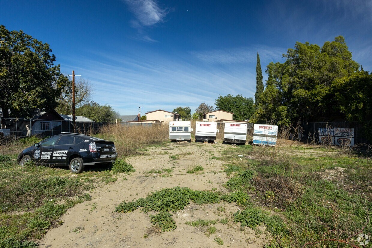 FEB 2022 - 14715-14721 Blythe St