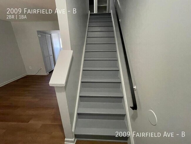 Building Photo - 2009 Fairfield Ave