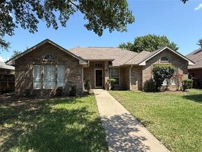 Building Photo - 313 Pear Tree Pl