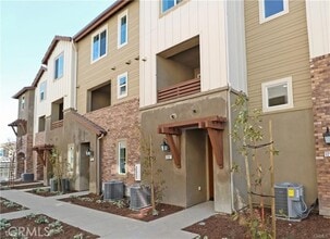 Building Photo - 12182 Diamond Dust Dr