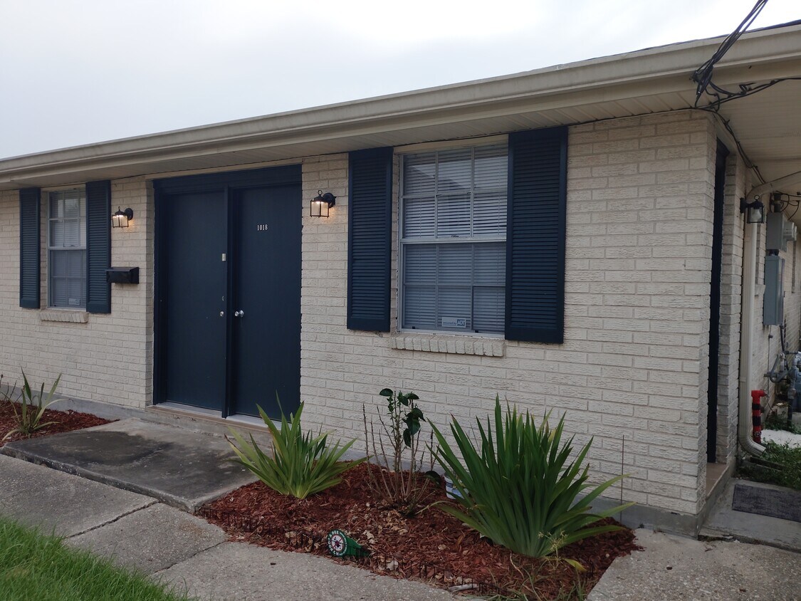 Foto del edificio - 1018 Carrollton Ave