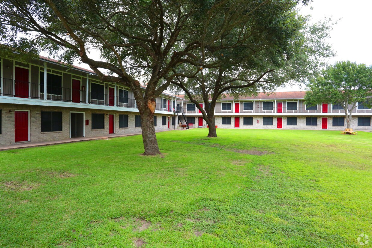 Primary Photo - 3500 Baker Dr