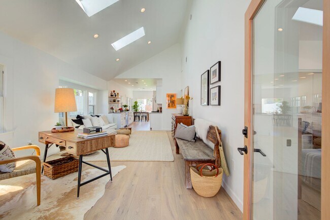 Foto del edificio - 3412 Thorpe Ave