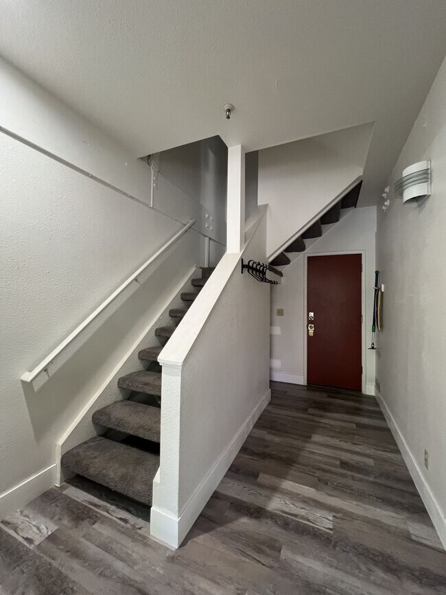 Foto del edificio - 969 Square foot Two bedroom, two bath cond...